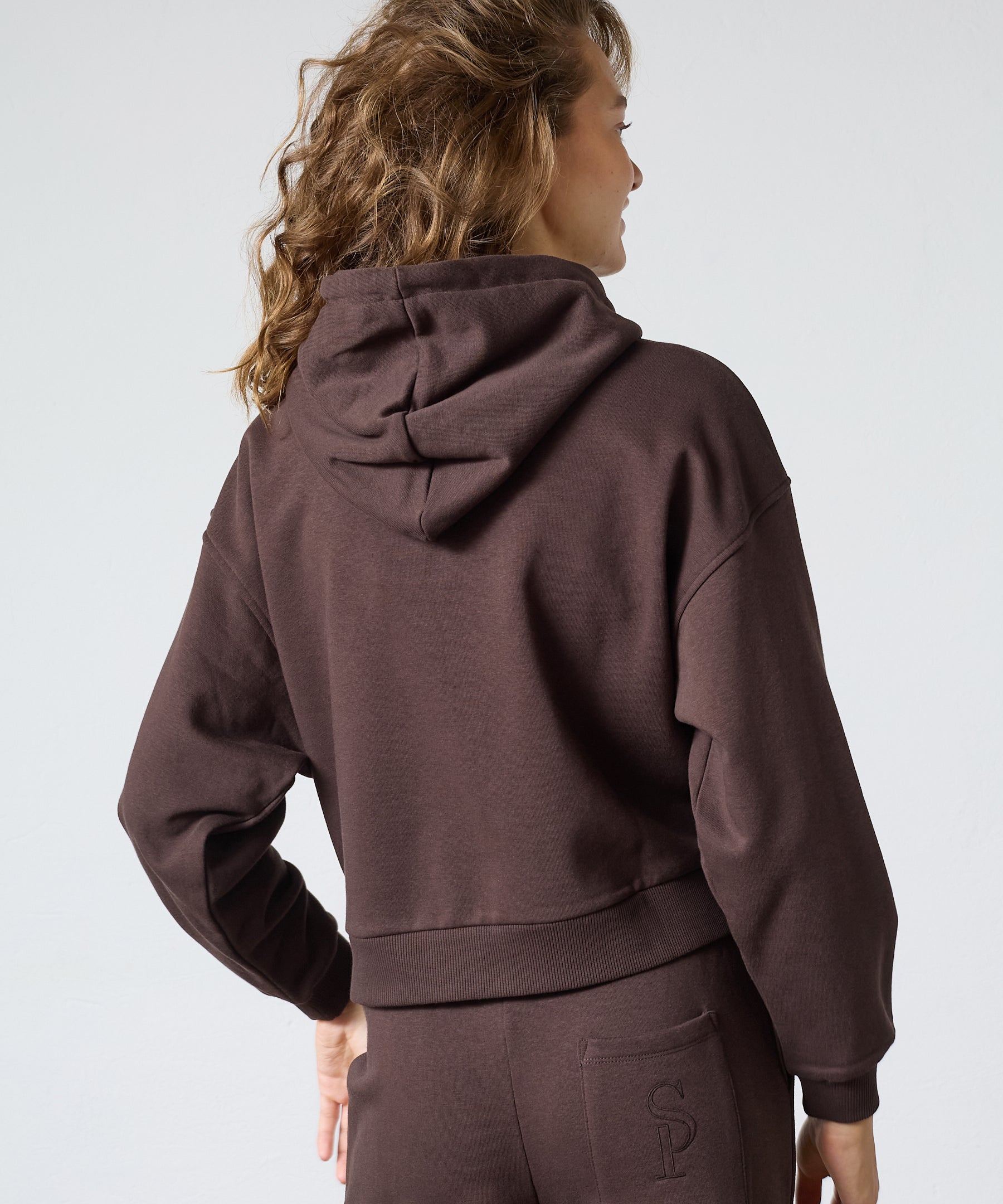 VEMIA HOOD