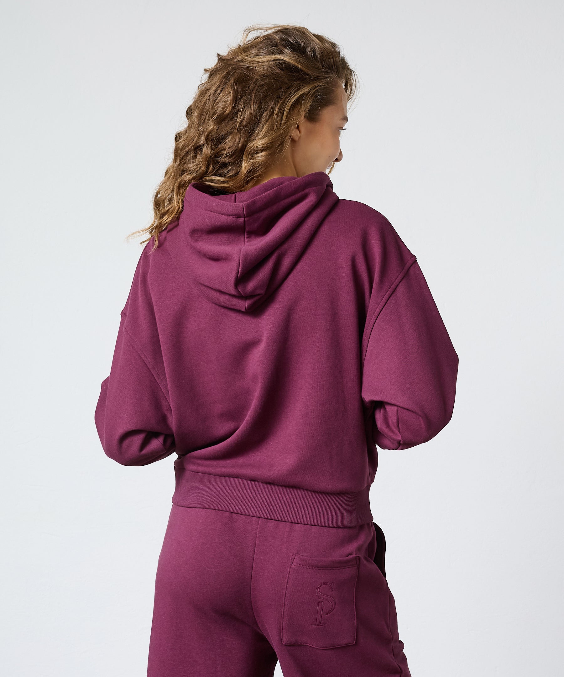 VEMIA-HOOD