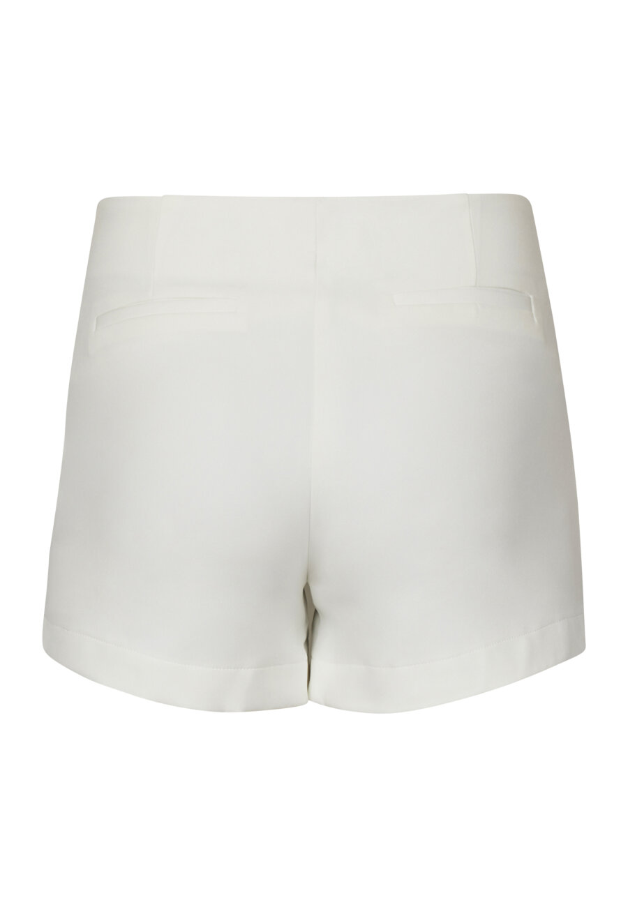 SISTERS POINT - MIQA-SKORT1