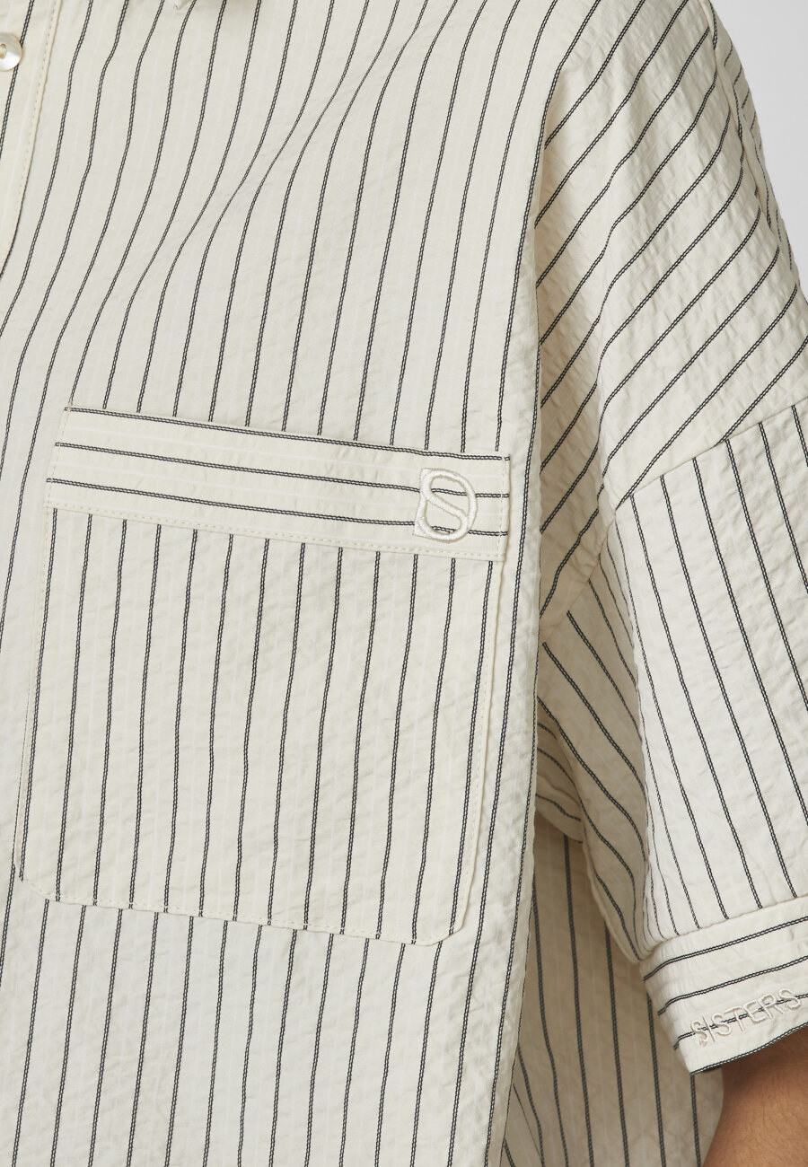 SISTERS POINT - DXS 22 SHIRT