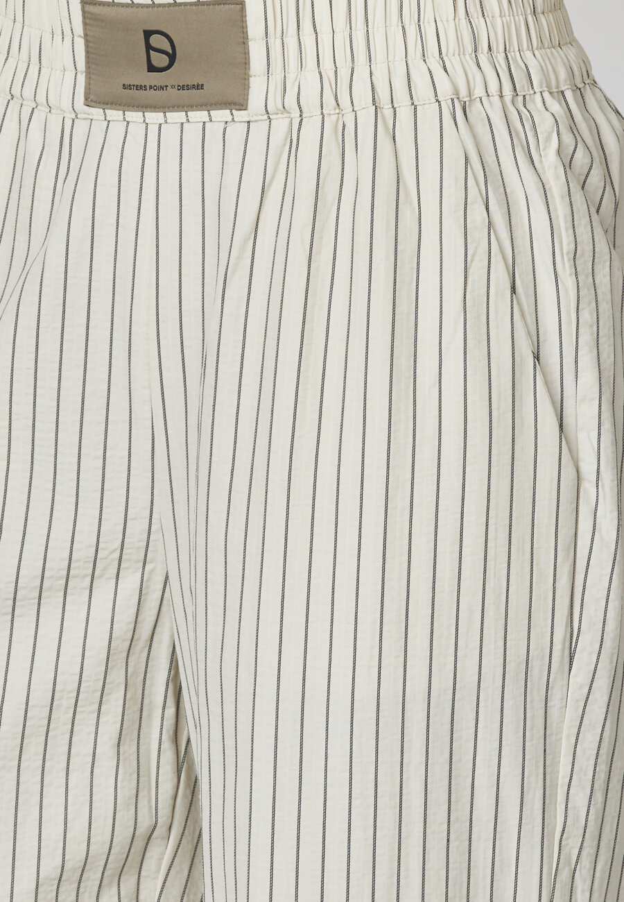 SISTERS POINT - DXS 20 PANT