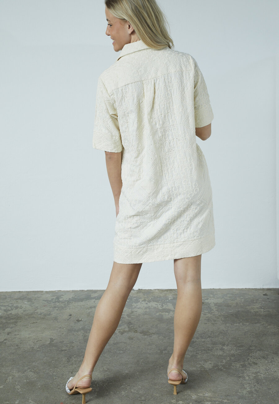 SISTERS POINT - INUSA-TUNIC1