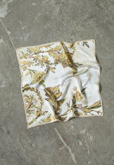 SISTERS POINT - SCARF-500