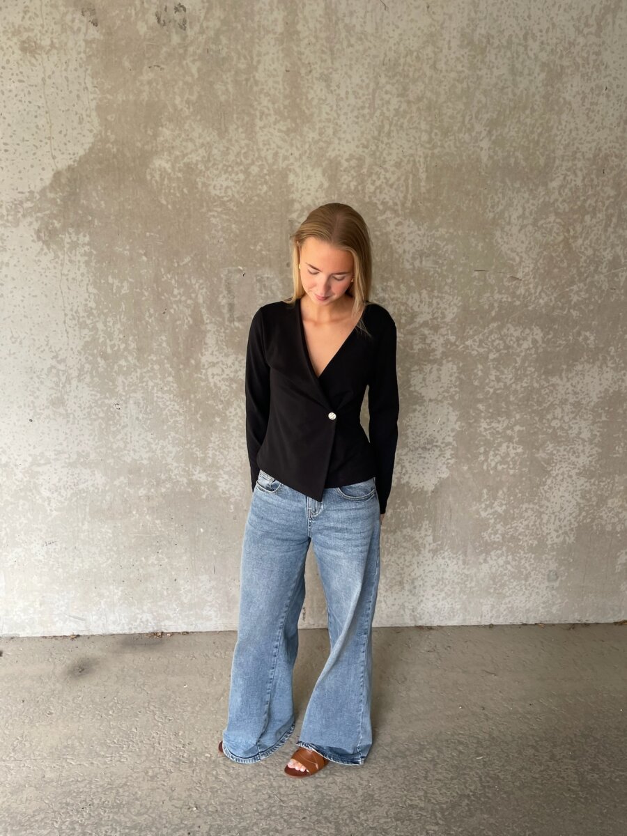 SISTERS POINT - GEVELA-LS SISTERS POINT - GEVELA-LS