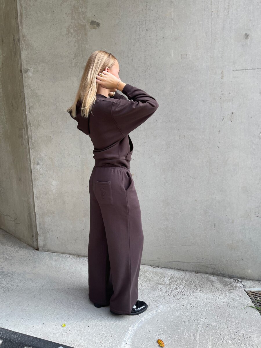 SISTERS POINT - VEMIA-PA SISTERS POINT - VEMIA-PA