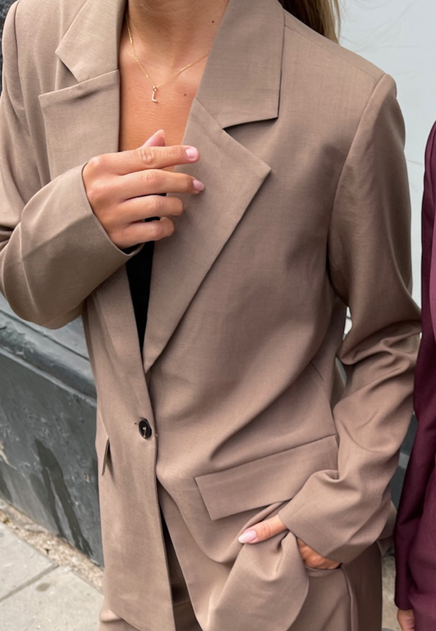 SISTERS POINT - VIKSA-BL SISTERS POINT - VIKSA-BL