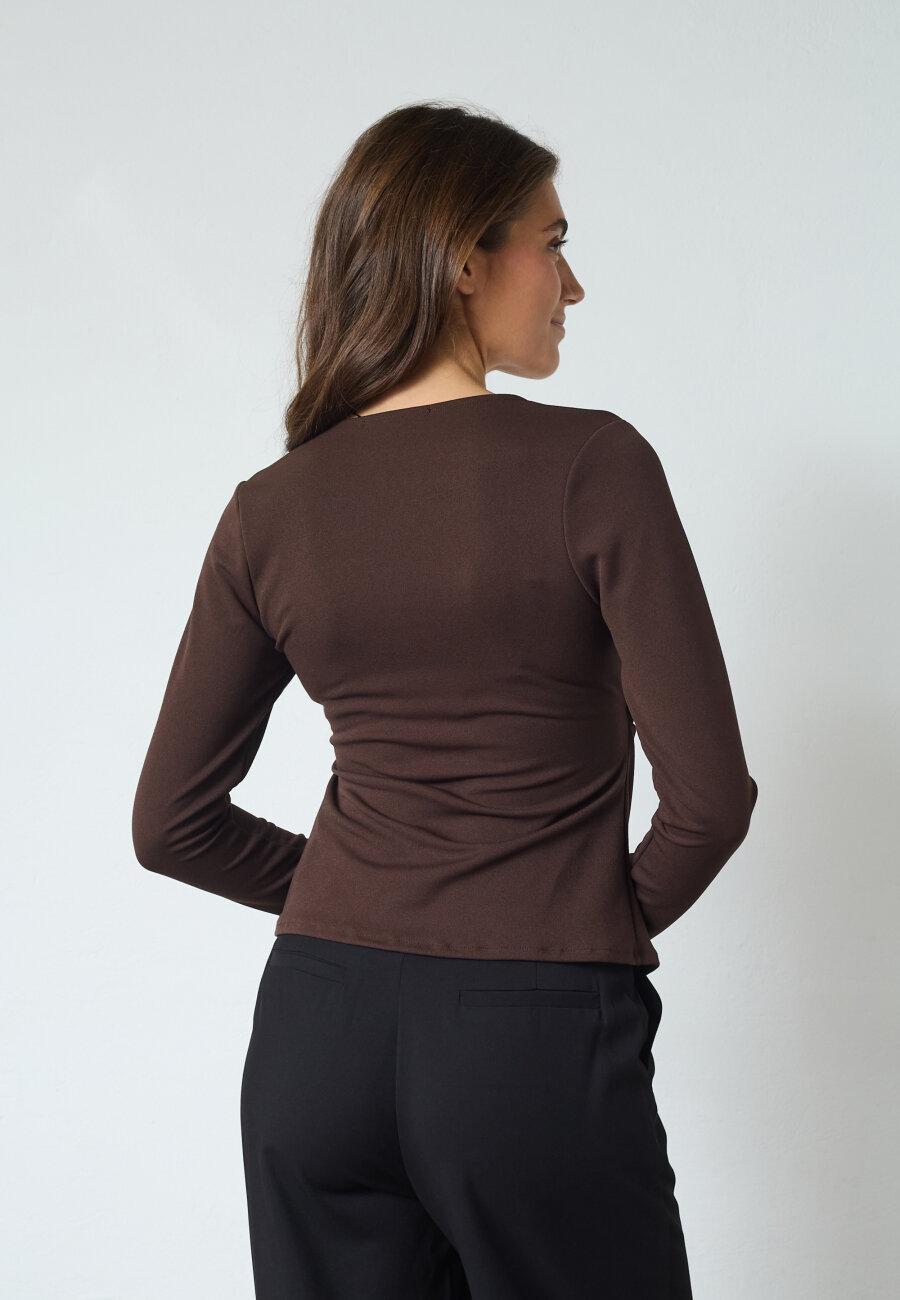 SISTERS POINT - KEVELA-TOP SISTERS POINT - KEVELA-TOP