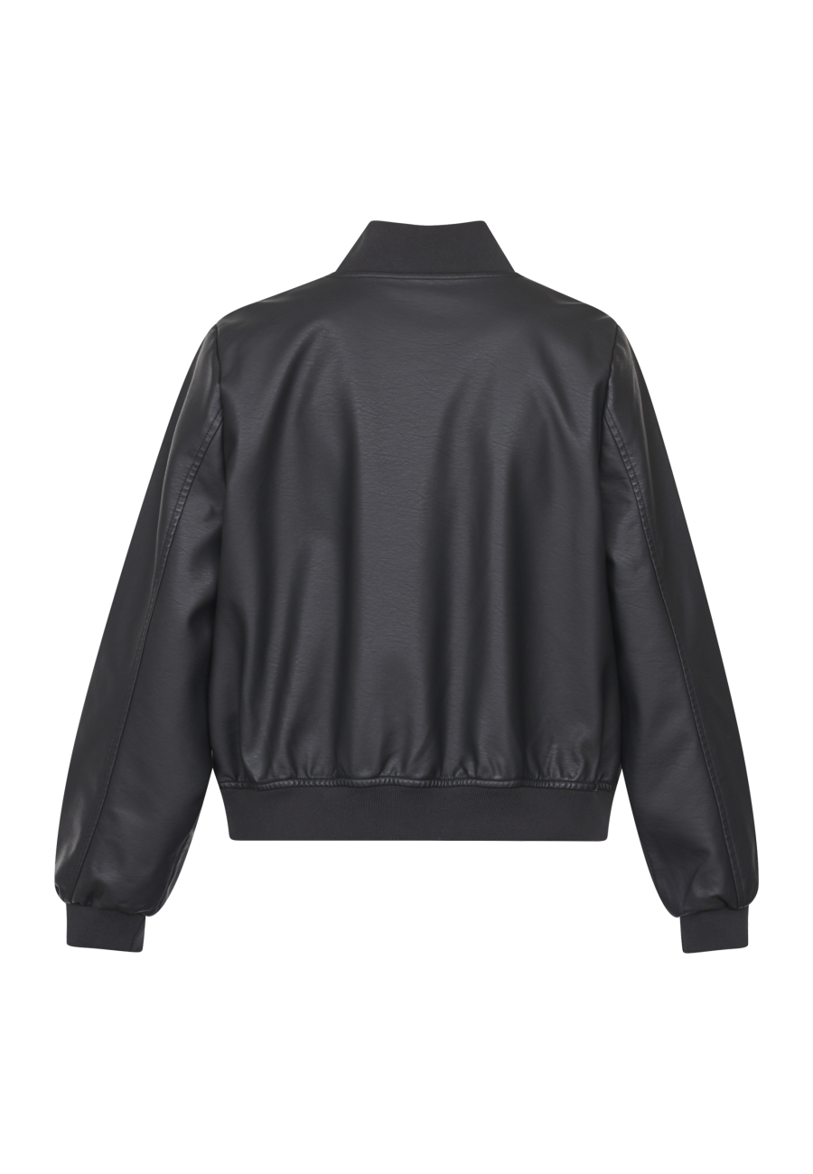 SISTERS POINT - GARWIN-JA6