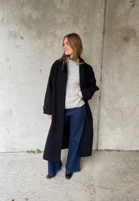 SISTERS POINT - CALEB-N.LONG