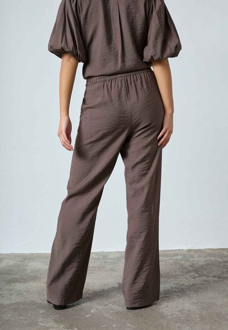 SISTERS POINT - ELLA-PA3