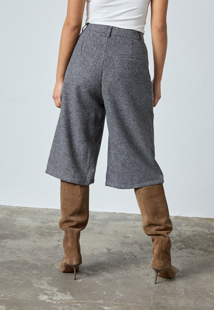 SISTERS POINT - GREAT-L.SHO1