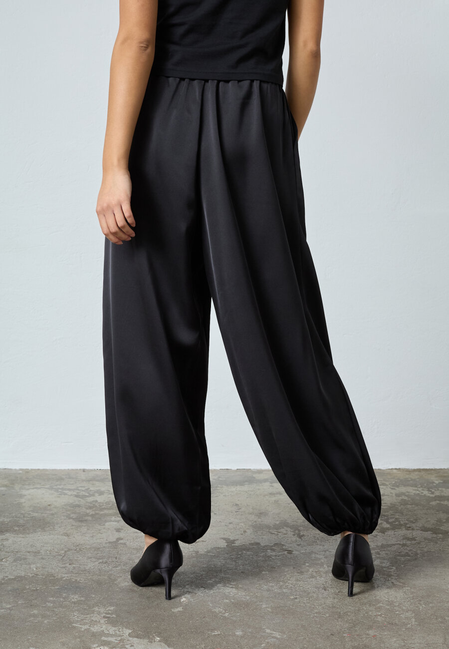 SISTERS POINT - GEWO-PA1