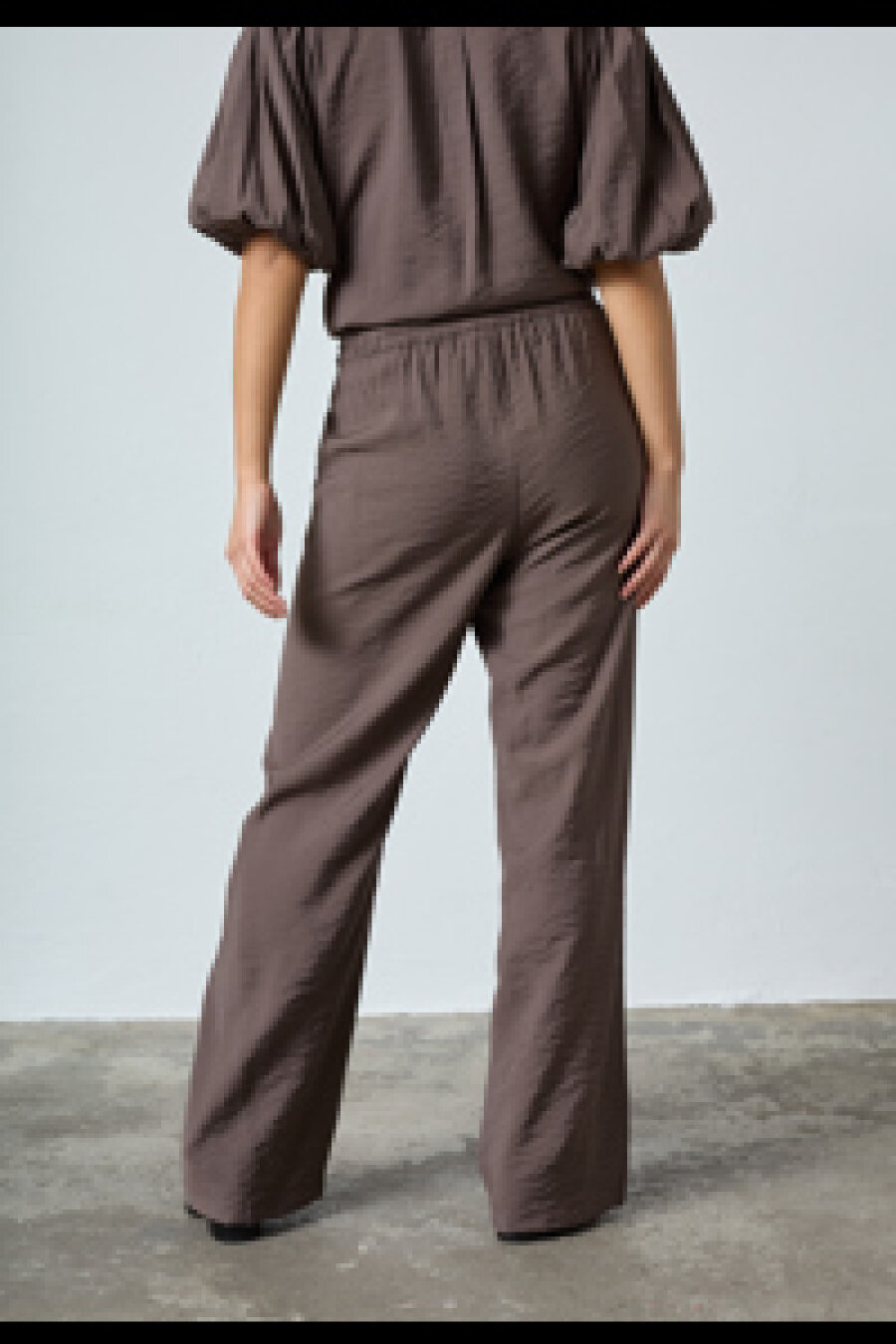 SISTERS POINT - ELLA-PA3