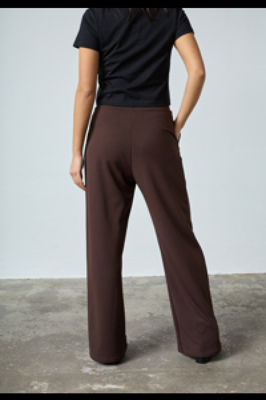 SISTERS POINT - NEW GLUT-PA