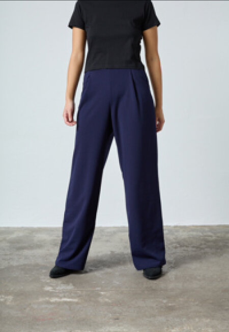 SISTERS POINT - NEW GLUT-PA