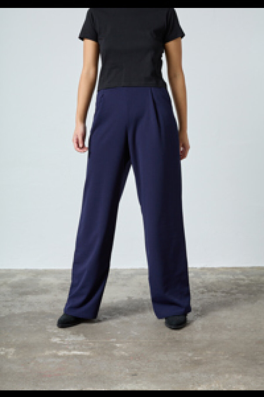 SISTERS POINT - NEW GLUT-PA