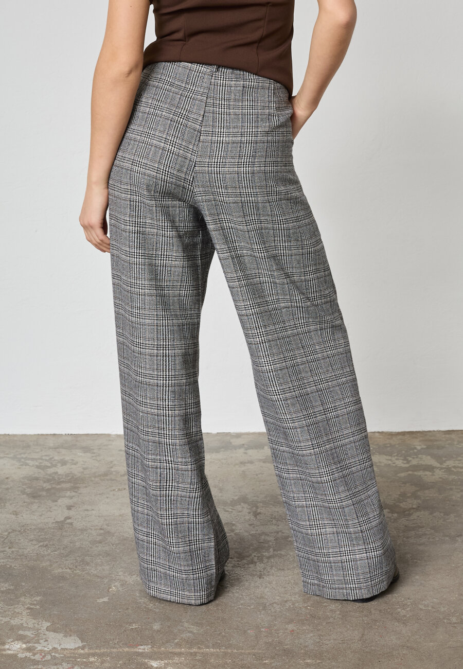 SISTERS POINT - GREAT-PA4