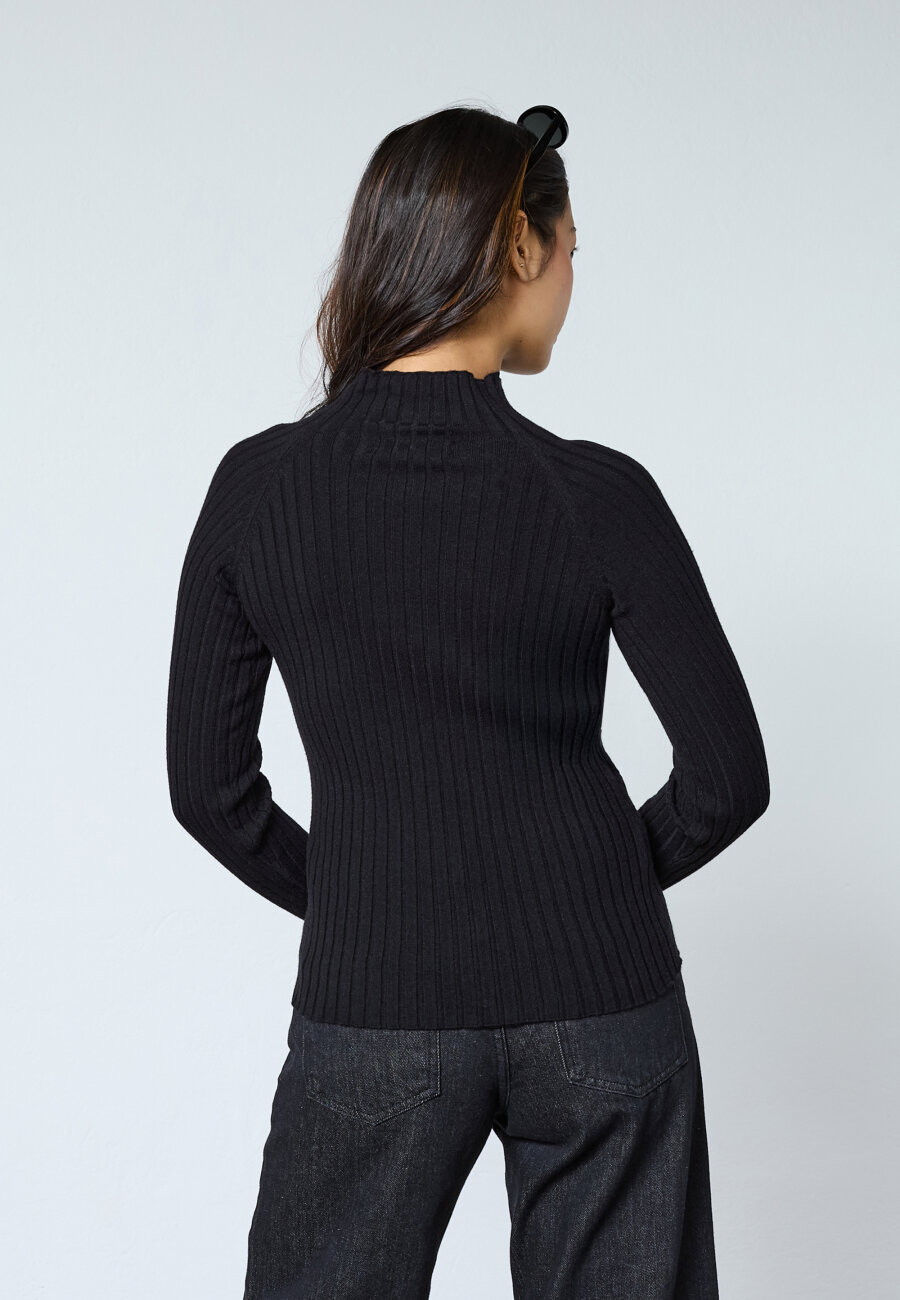 SISTERS POINT - BILEA-PU