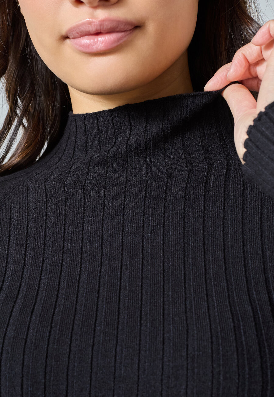 SISTERS POINT - BILEA-PU