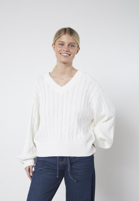 SISTERS POINT - HITAS-PU SISTERS POINT - HITAS-PU