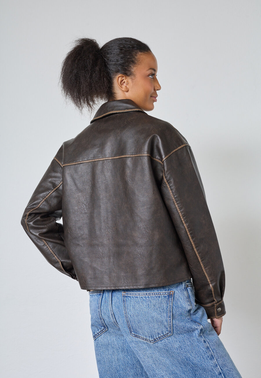 SISTERS POINT - LORO-JA