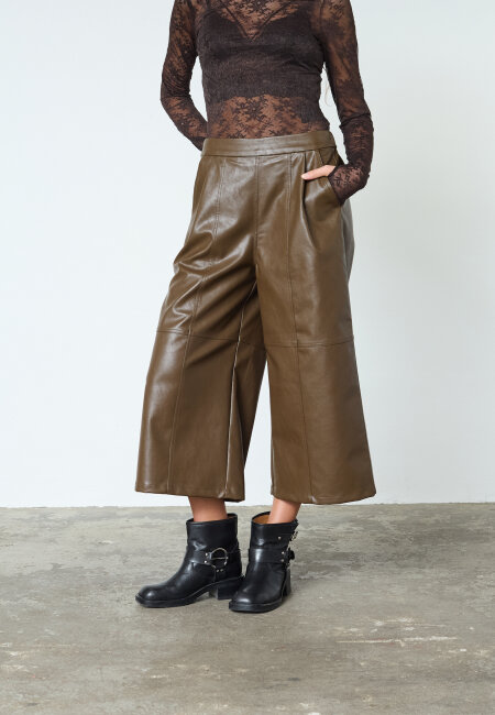 SISTERS POINT - EMME-PA