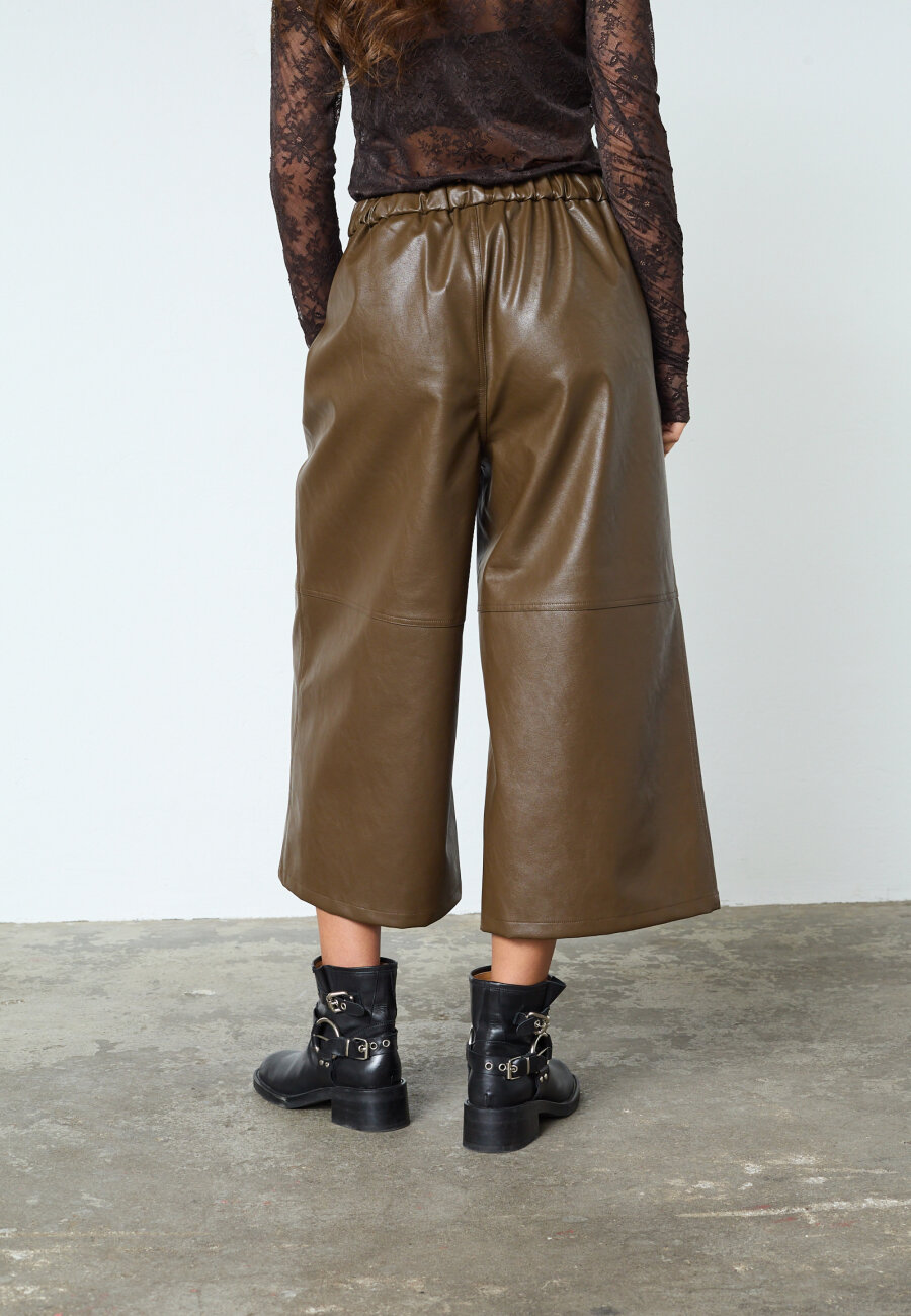 SISTERS POINT - EMME-PA