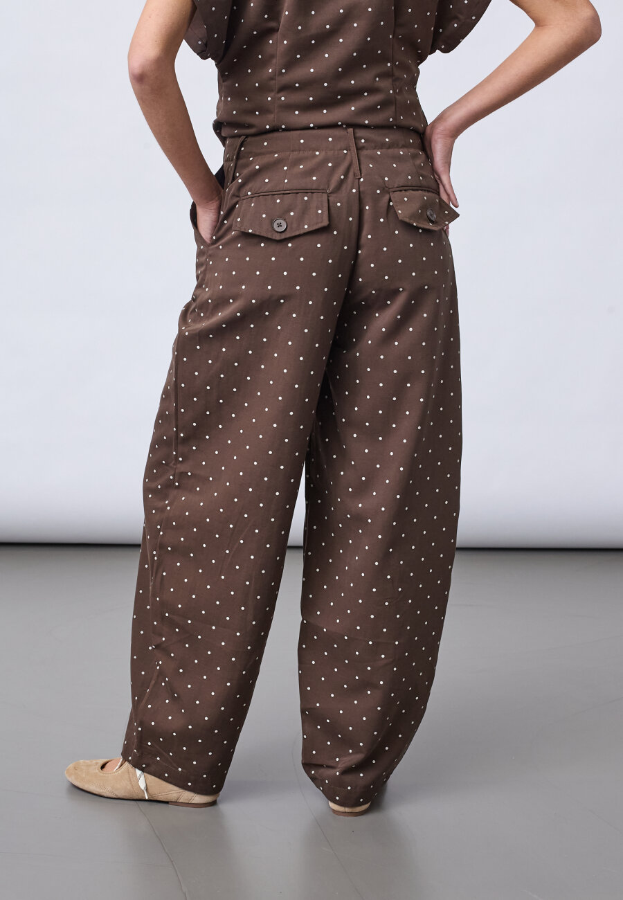 SISTERS POINT - GEMA-PA2