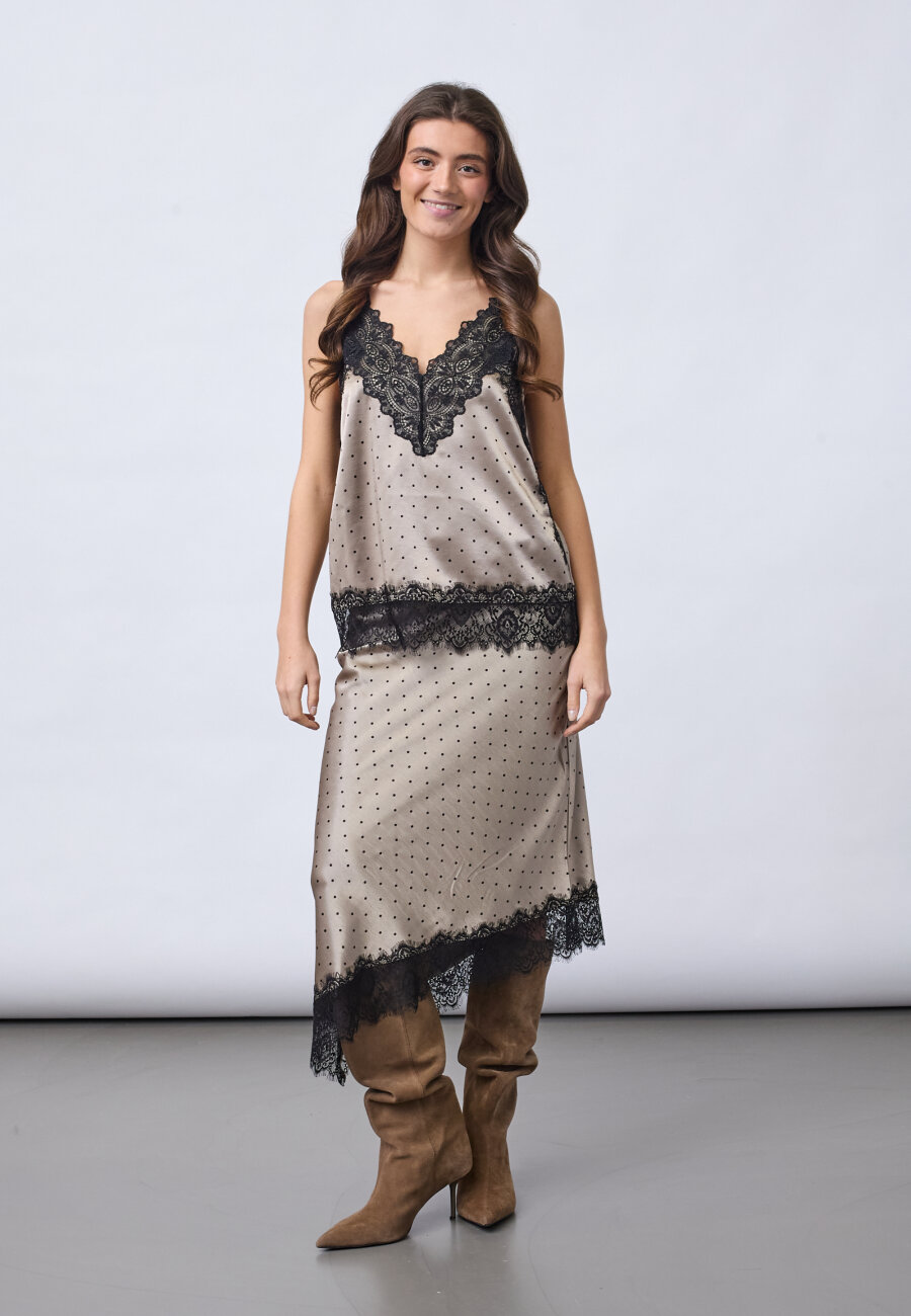 SISTERS POINT - VALERIE-ST