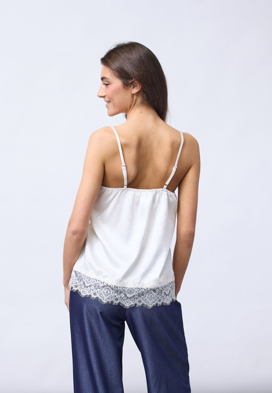 SISTERS POINT - VALERIE-ST1