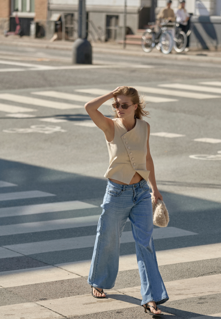 SISTERS POINT - GATA-VE2 SISTERS POINT - GATA-VE2