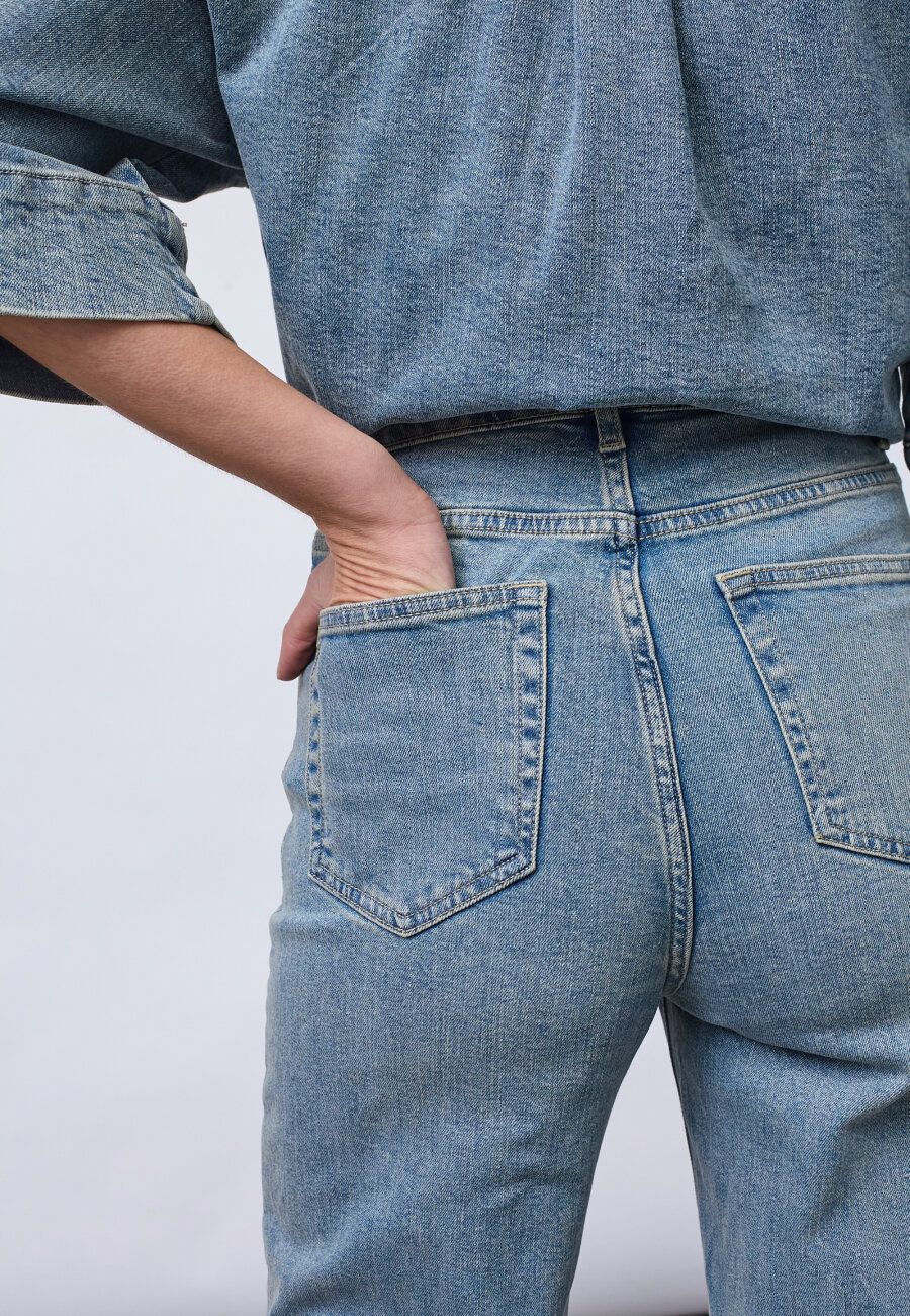 SISTERS POINT - OWI-W.JE17