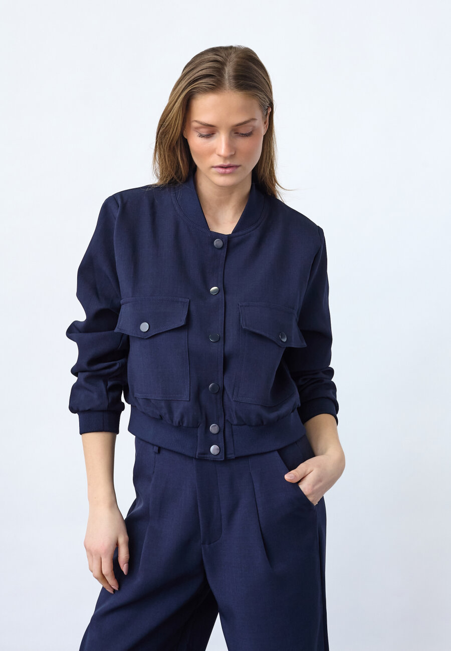 SISTERS POINT - GARWIN-JA20