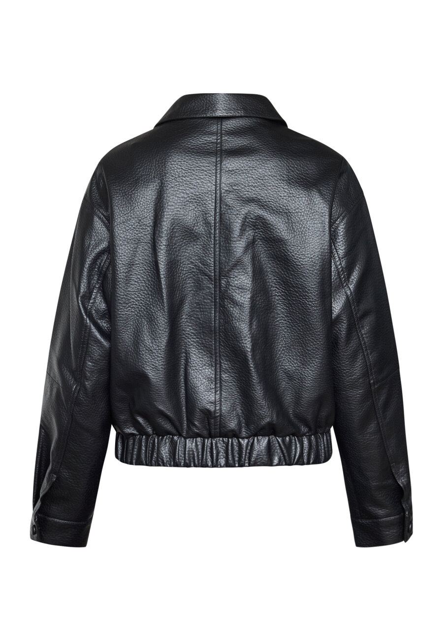 SISTERS POINT - LETI-JA