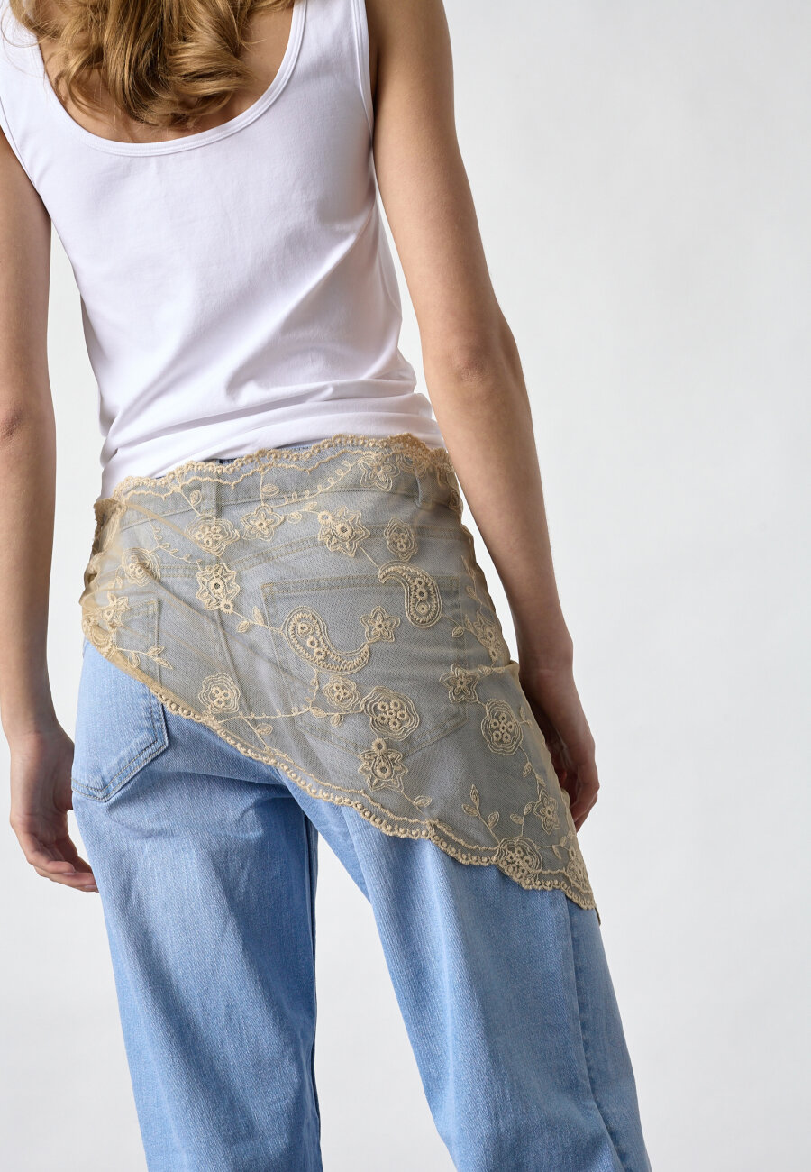 SISTERS POINT - SCARF-501