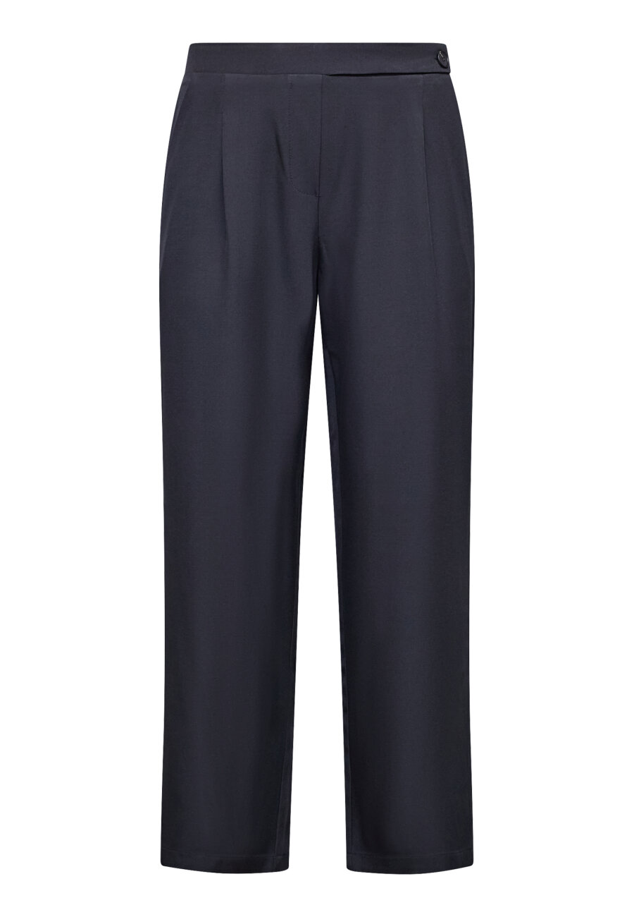 SISTERS POINT - VIKSA-PA.CROP