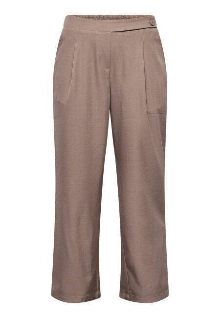 SISTERS POINT - VIKSA-PA.CROP