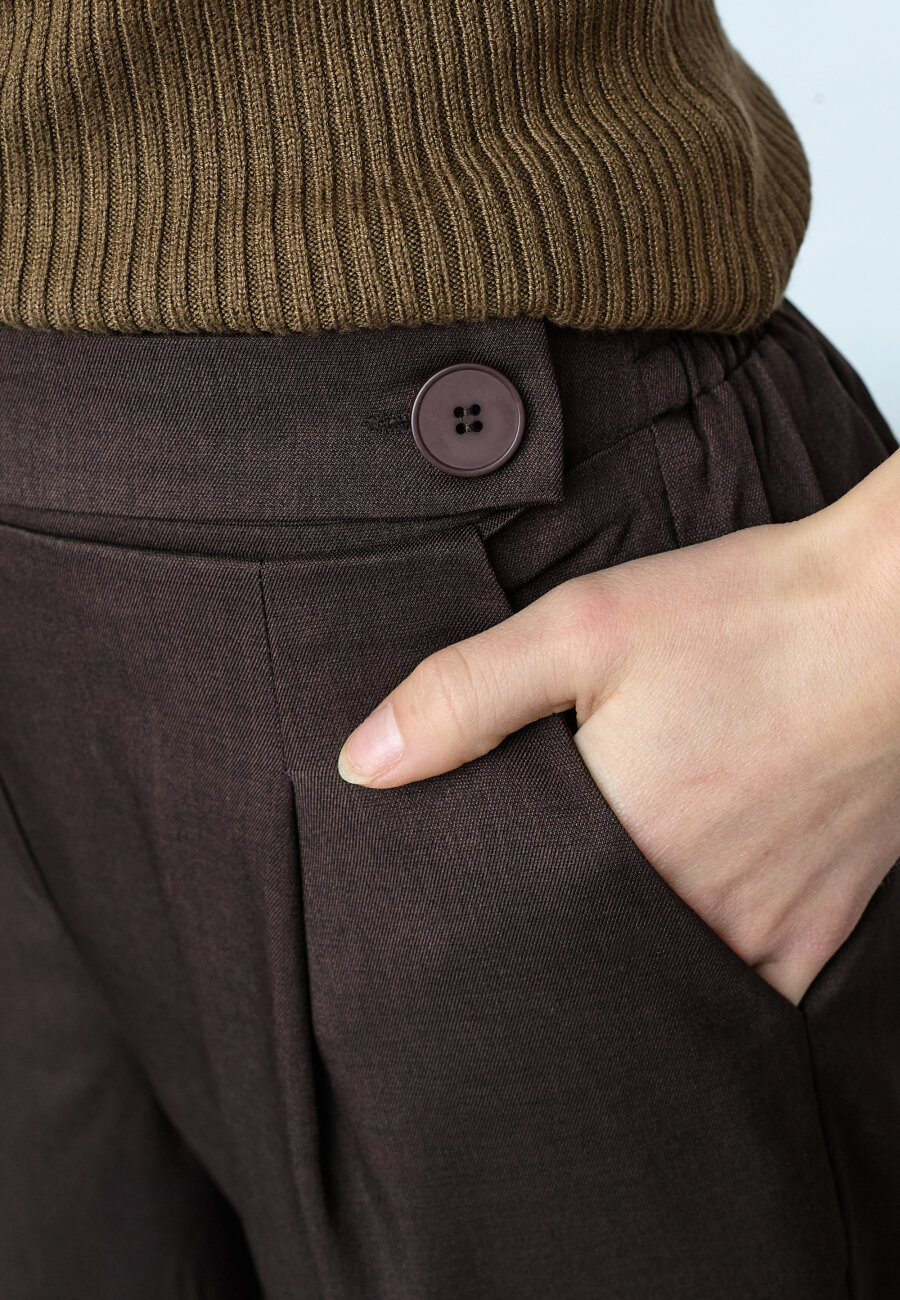 SISTERS POINT - VIKSA-PA.CROP