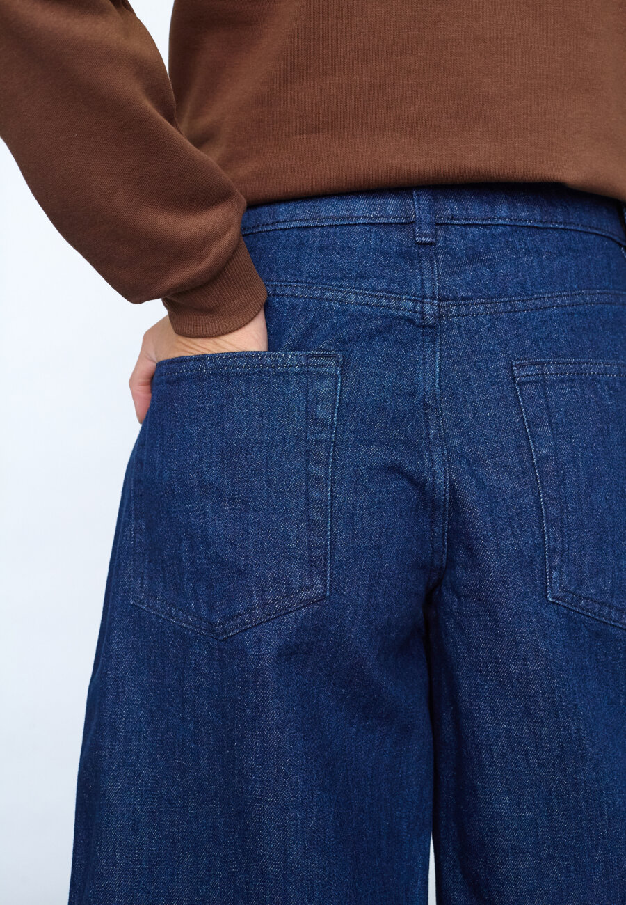 SISTERS POINT - OFIRA-SHO