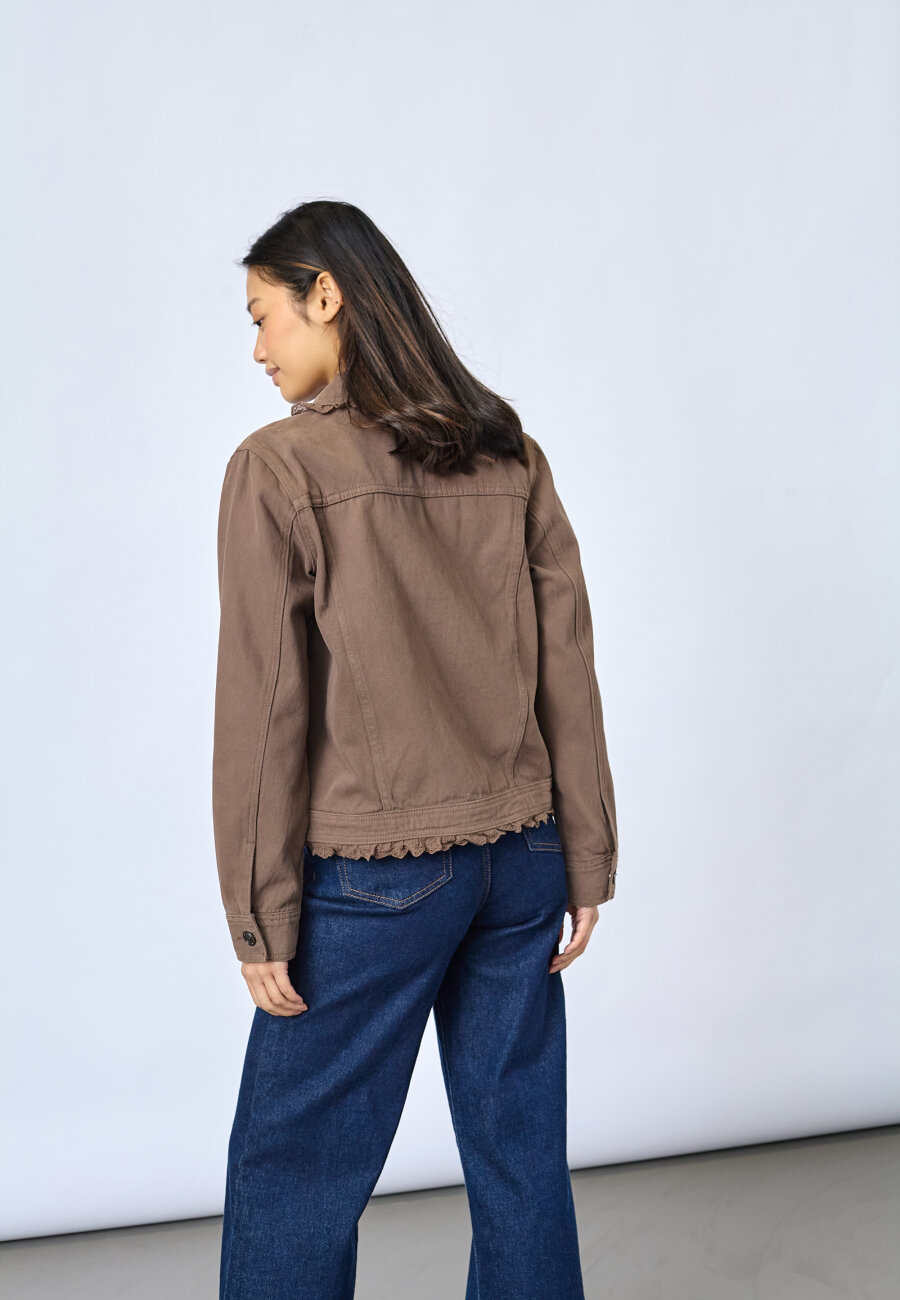 SISTERS POINT - FLIK-JA