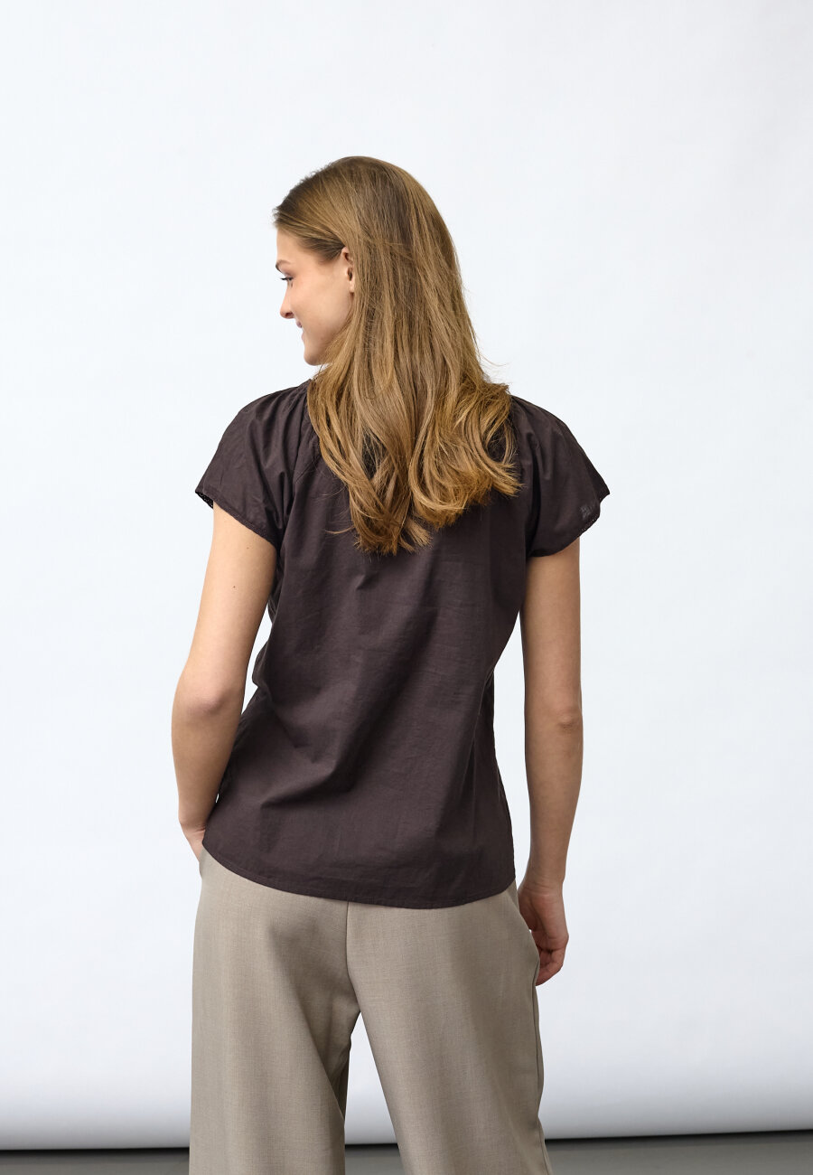 SISTERS POINT - ISABA-SL