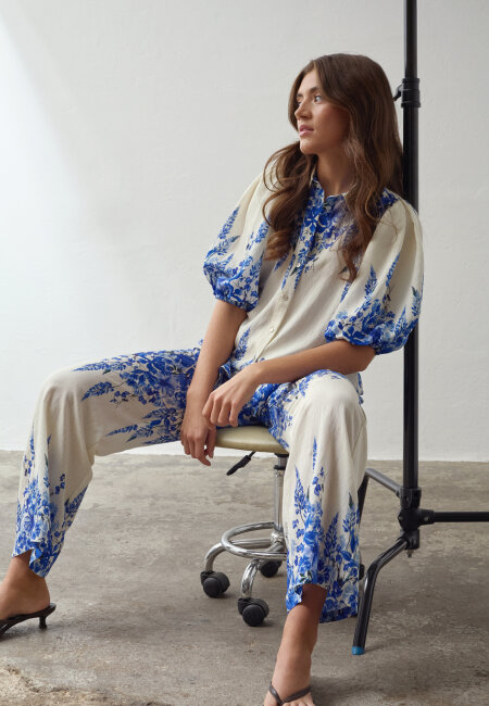 SISTERS POINT - ELLA-PA53