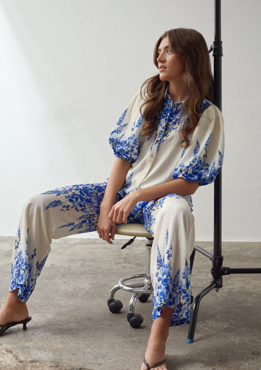 SISTERS POINT - ELLA-PA53