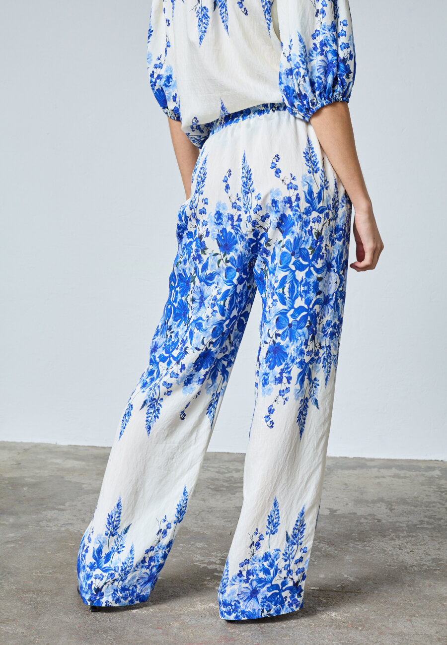 SISTERS POINT - ELLA-PA53