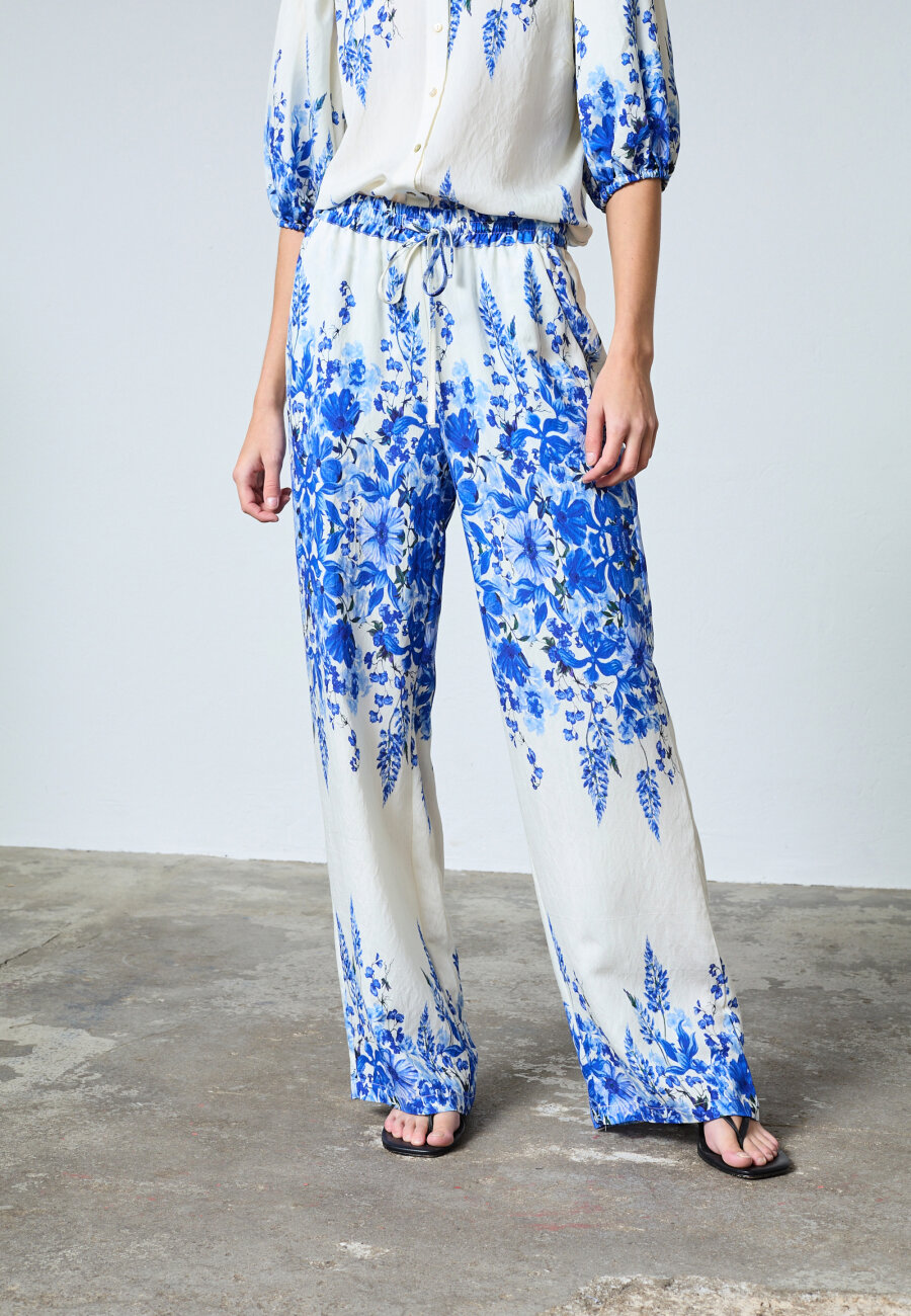 SISTERS POINT - ELLA-PA53