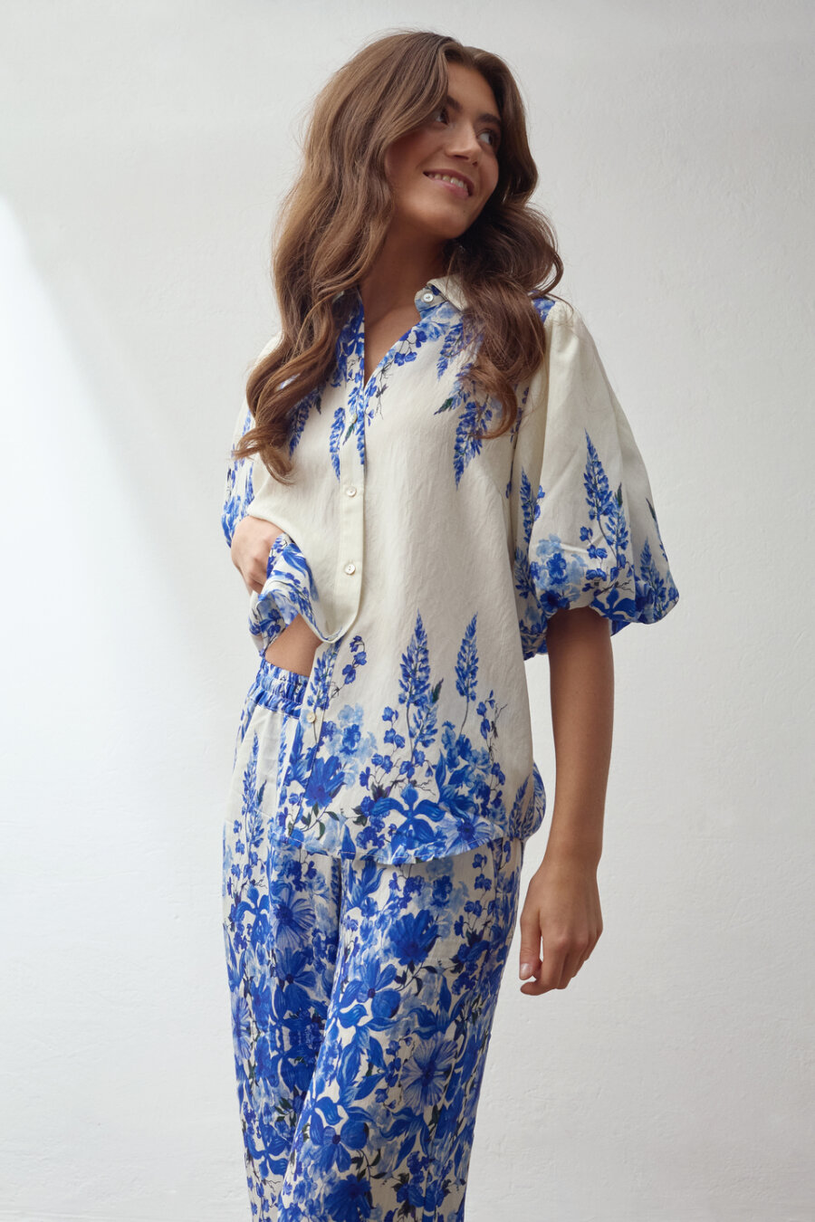 SISTERS POINT - ELLA-SH76