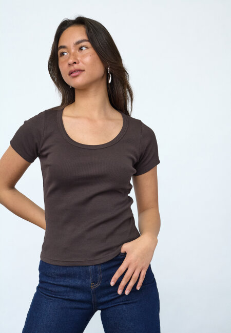 SISTERS POINT - EIKE-NEW.SS