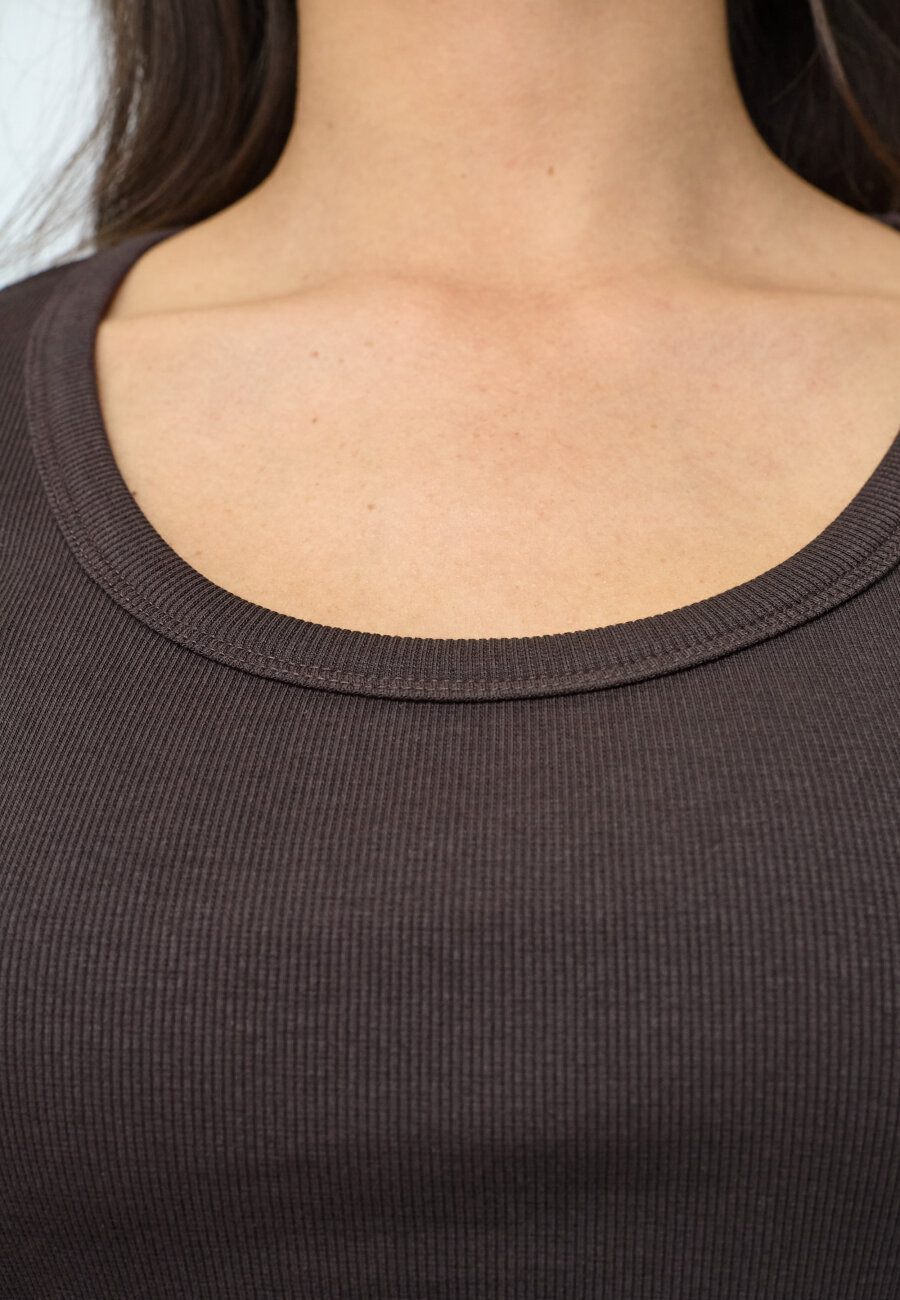 SISTERS POINT - EIKE-NEW.SS